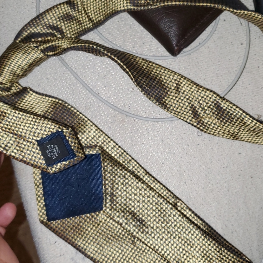 My tie - Picture 2 of 2